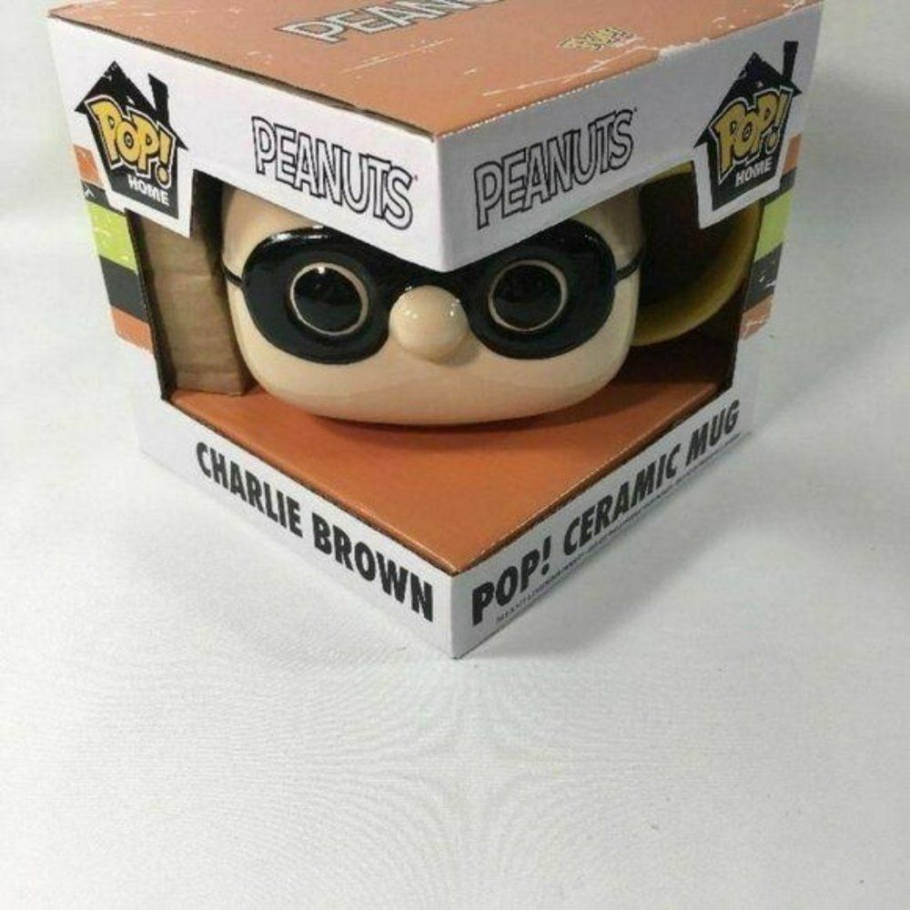 Funko Pop Home Peanuts Charlie Brown Masked Ceramic‎ Mug in Box